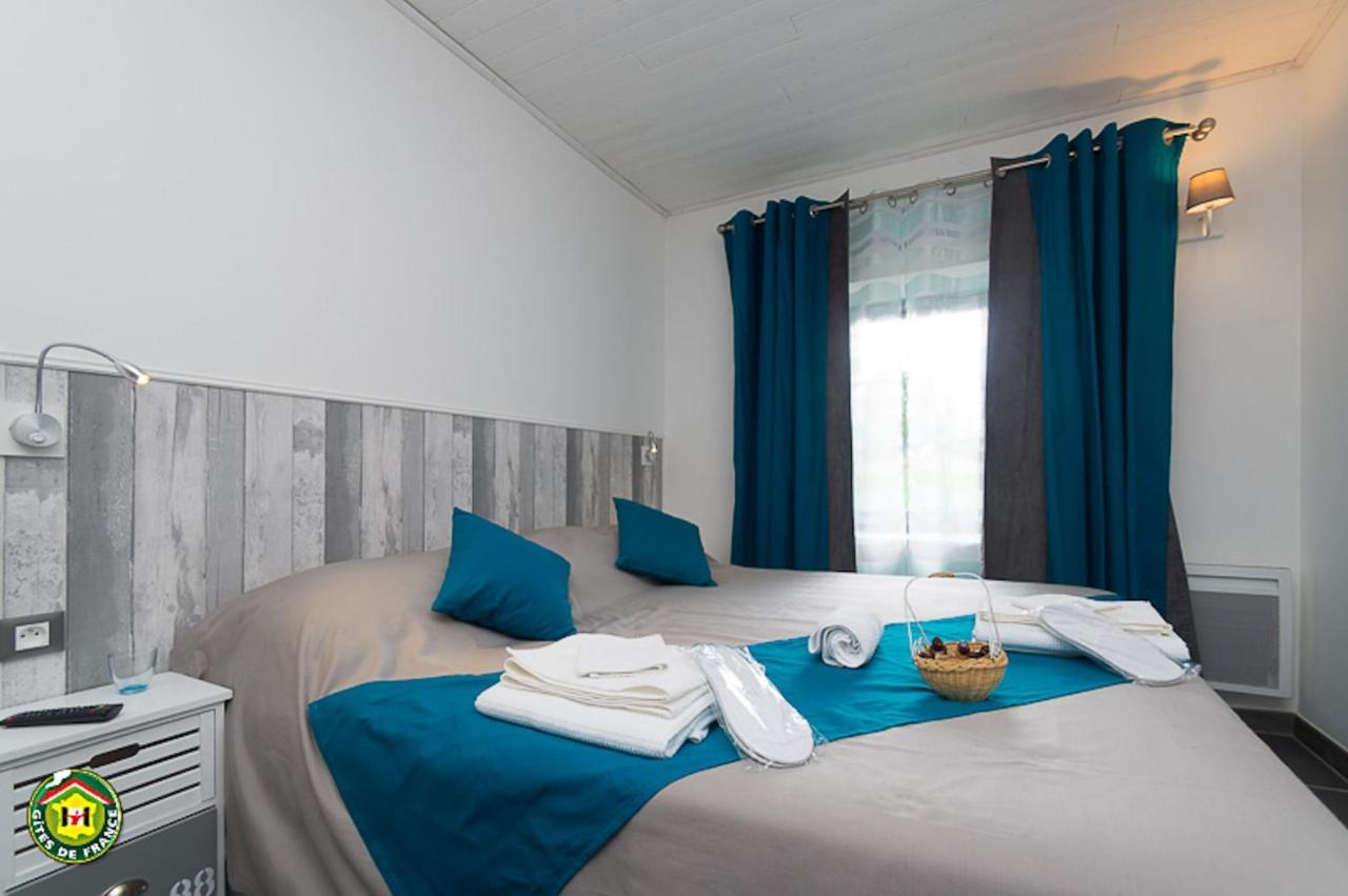Au Dessus De Parady Couette-café 3*